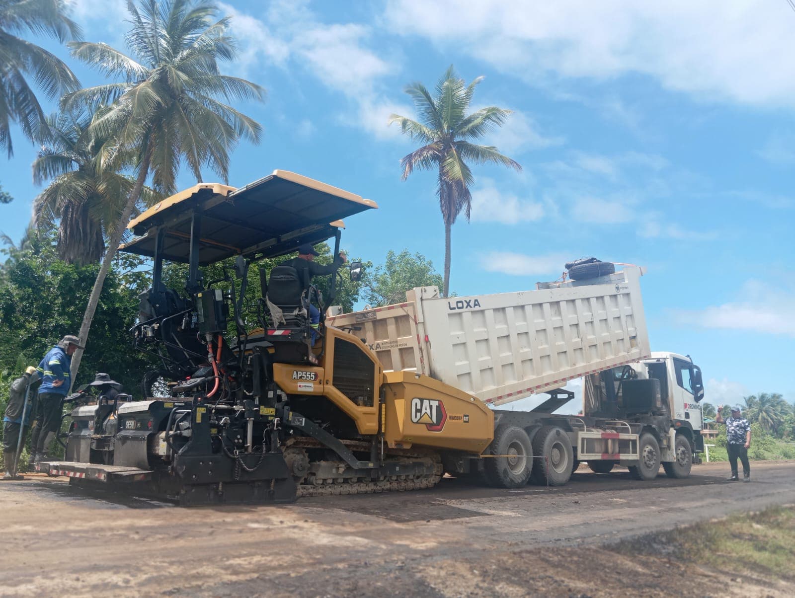 Professional asphalt paving equipment