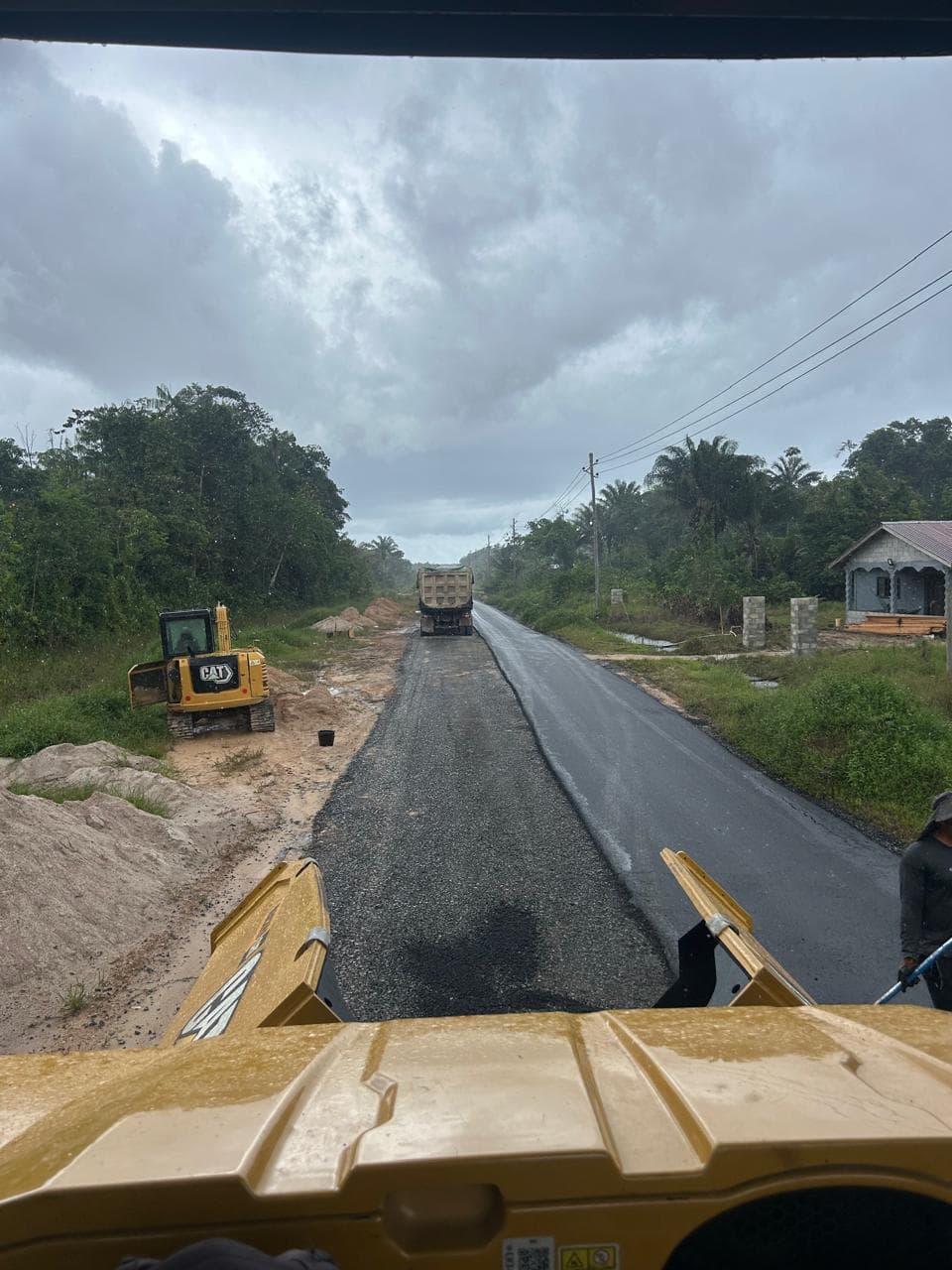 Fresh hot asphalt mixture during paving