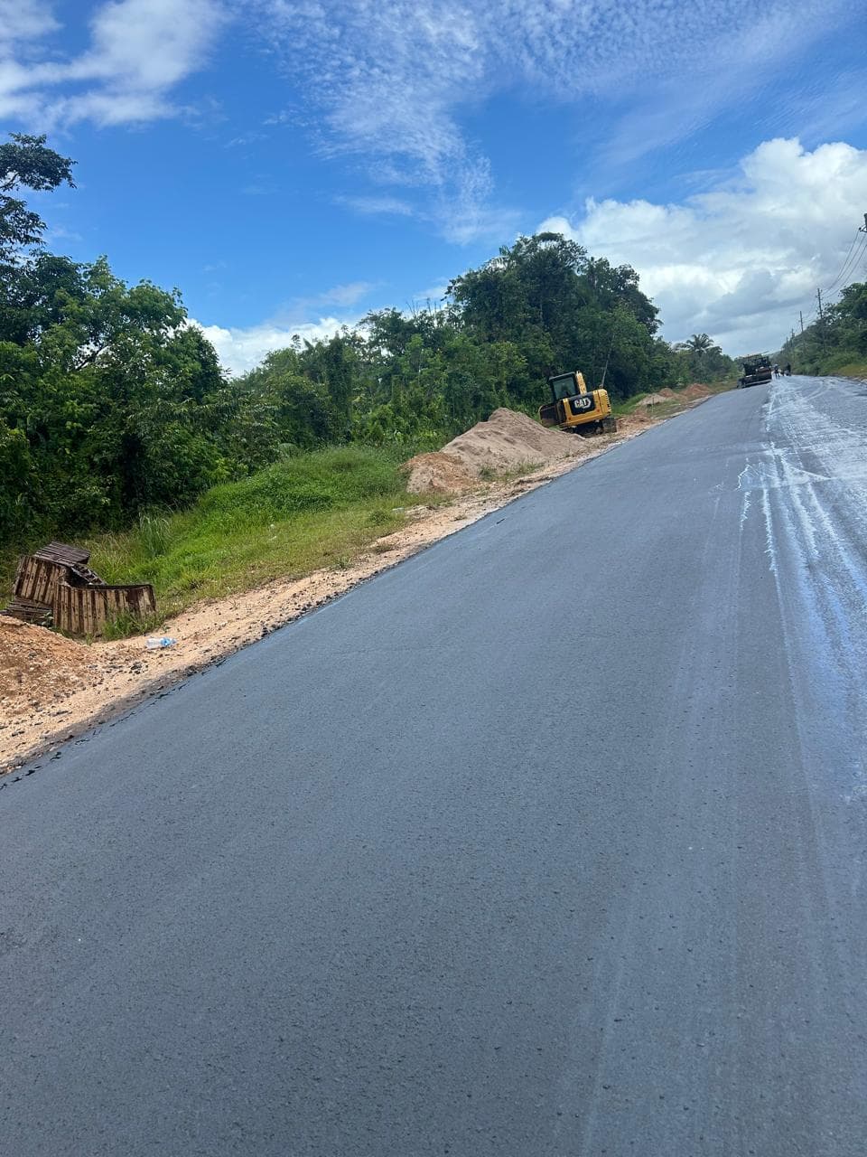 Asphalt emulsion application